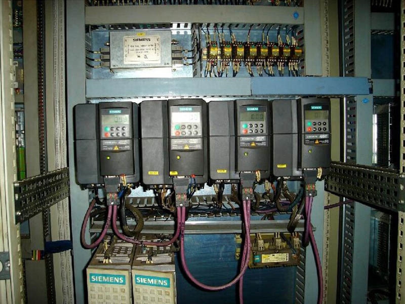 起重机电气控制及液压控制系统集成系列